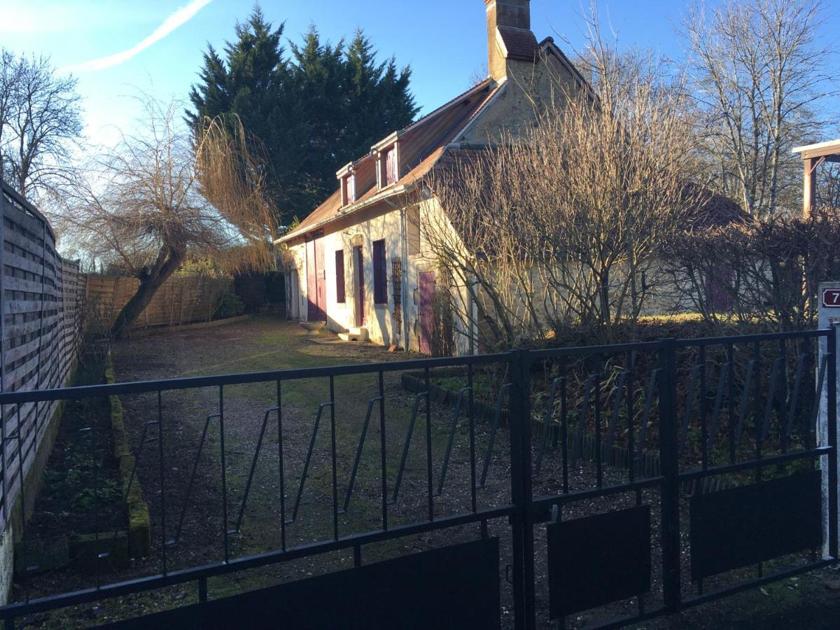 Gite Les Tazons - Pays De George Sand Montipouret Exterior foto